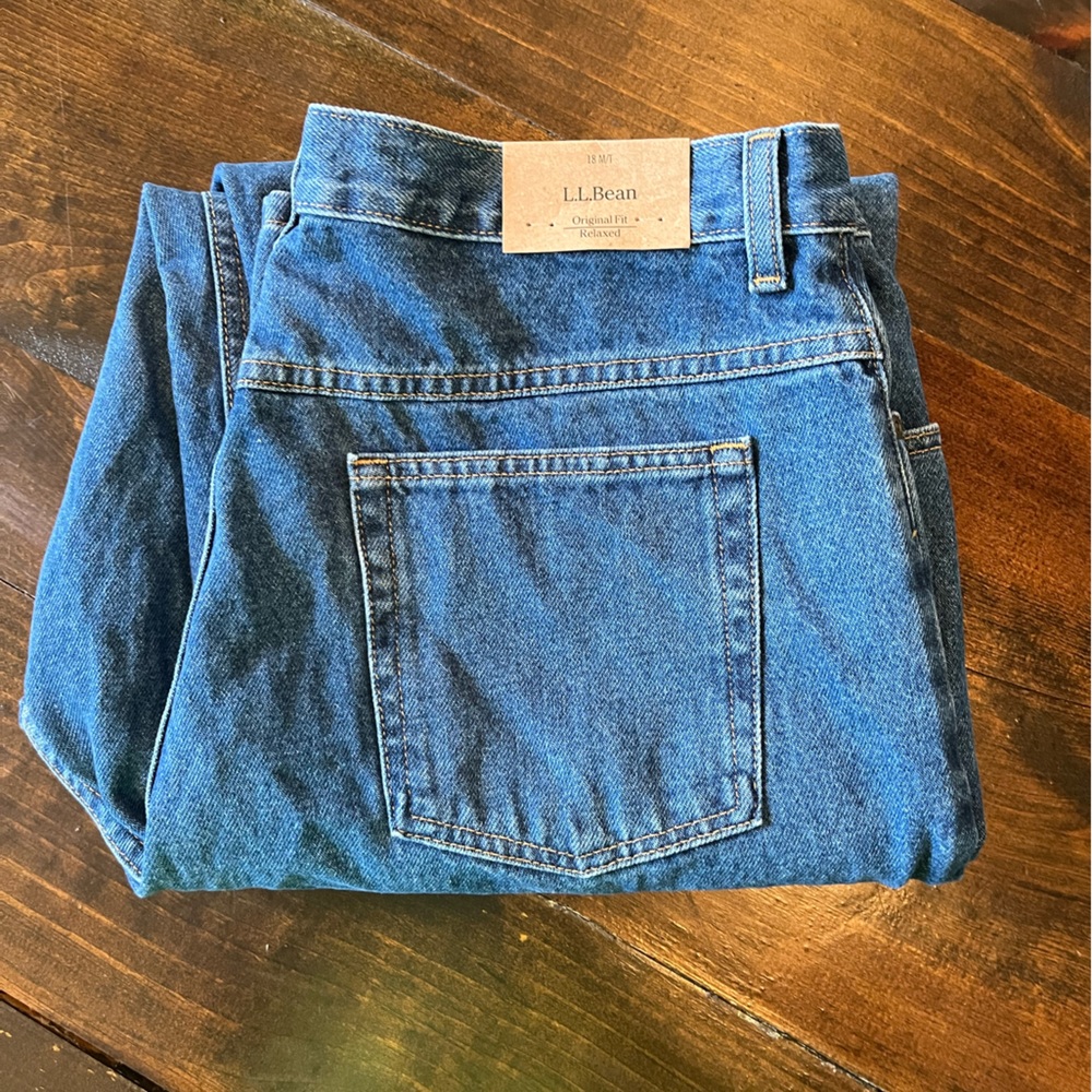 New With Tags L.L. Bean Original Fit Relaxed Jeans Stonewashed Women’s 18 M/T